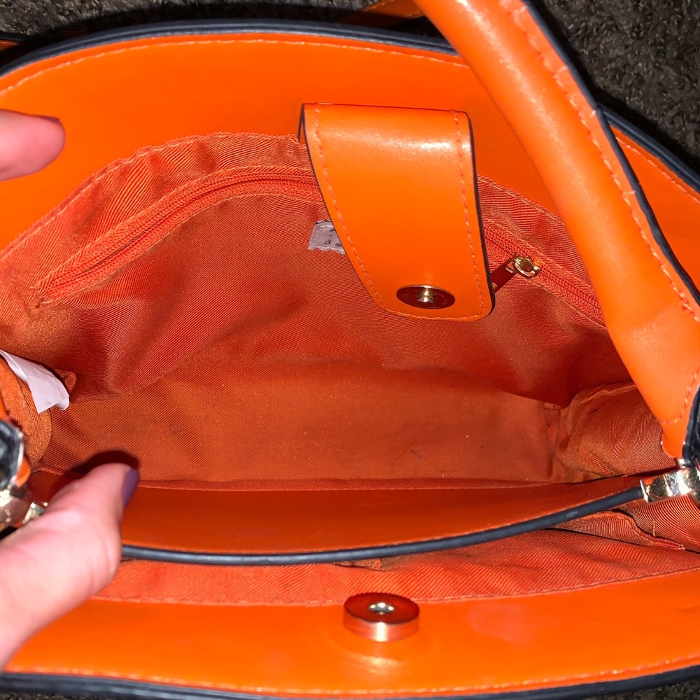 Purse - Picture 3 of 6